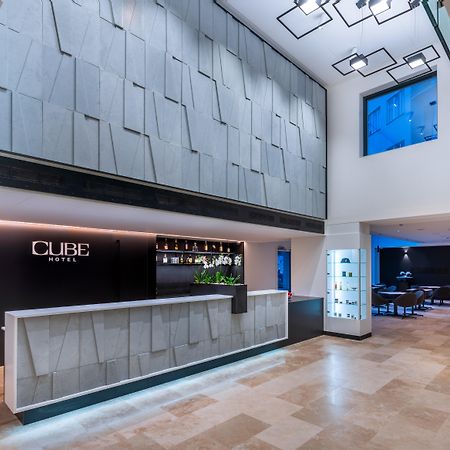 Hotel Cube Prague Exterior photo