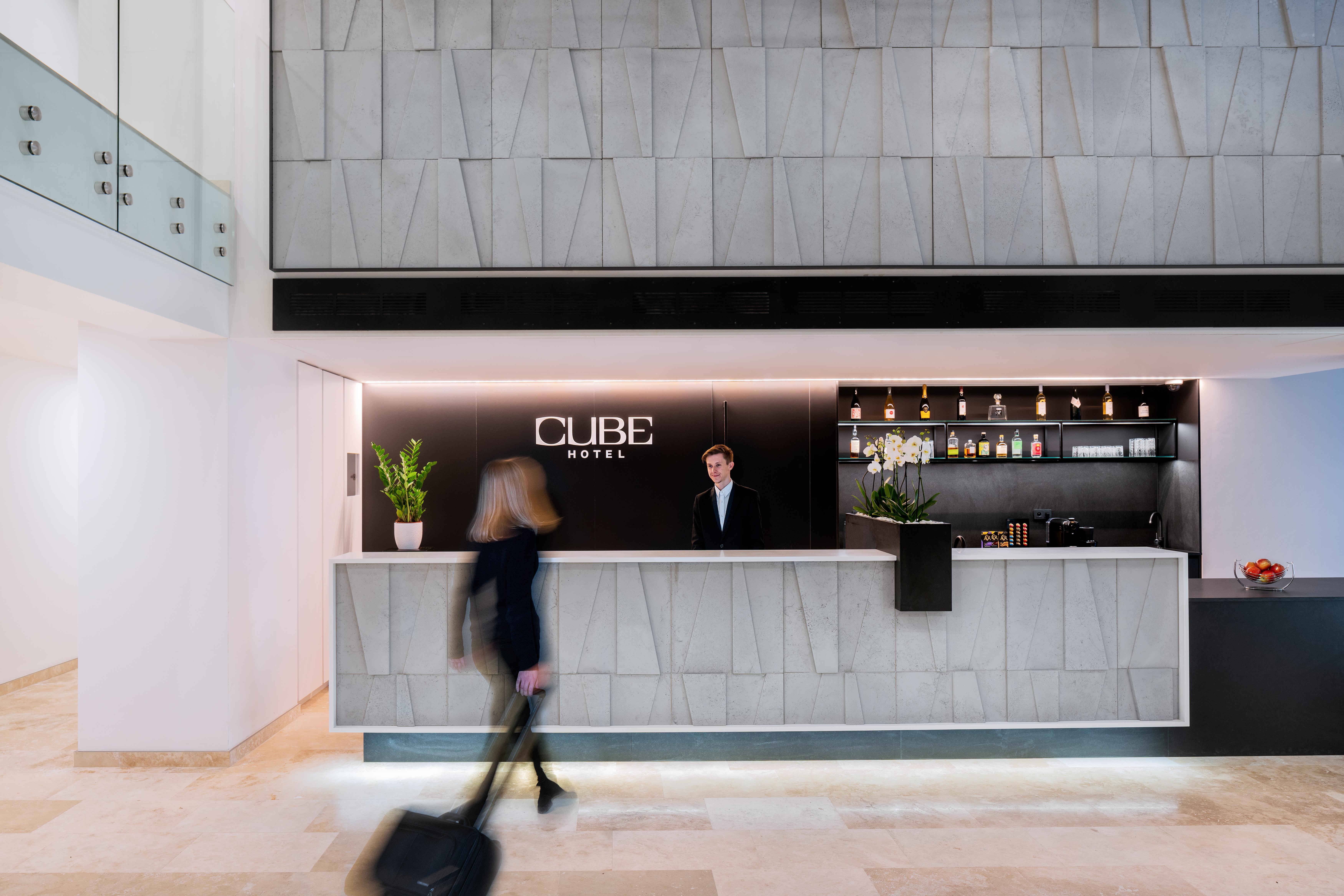 Hotel Cube Prague Exterior photo